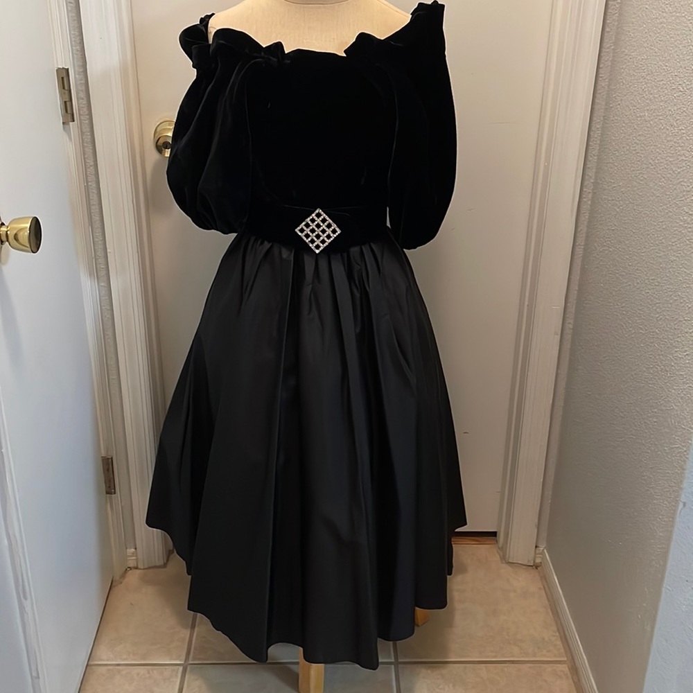 Vintage Harry Acton for After Five Formal see measurements